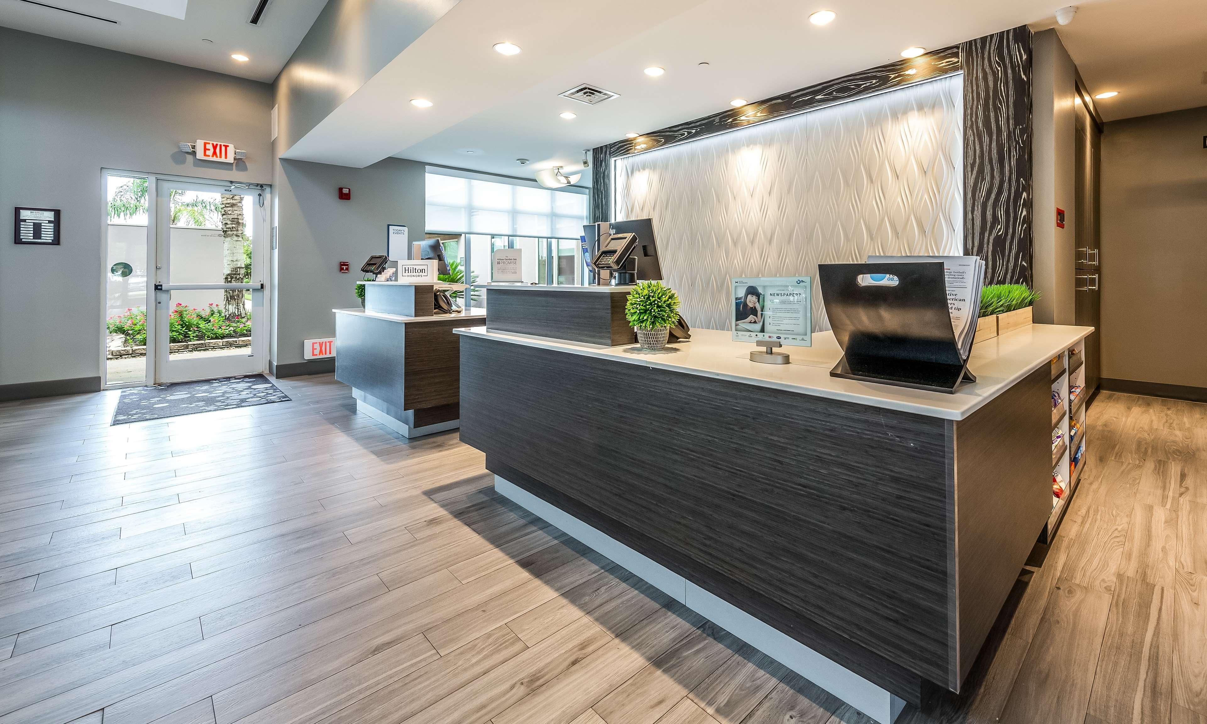Hilton Garden Inn Бомонт Екстер'єр фото