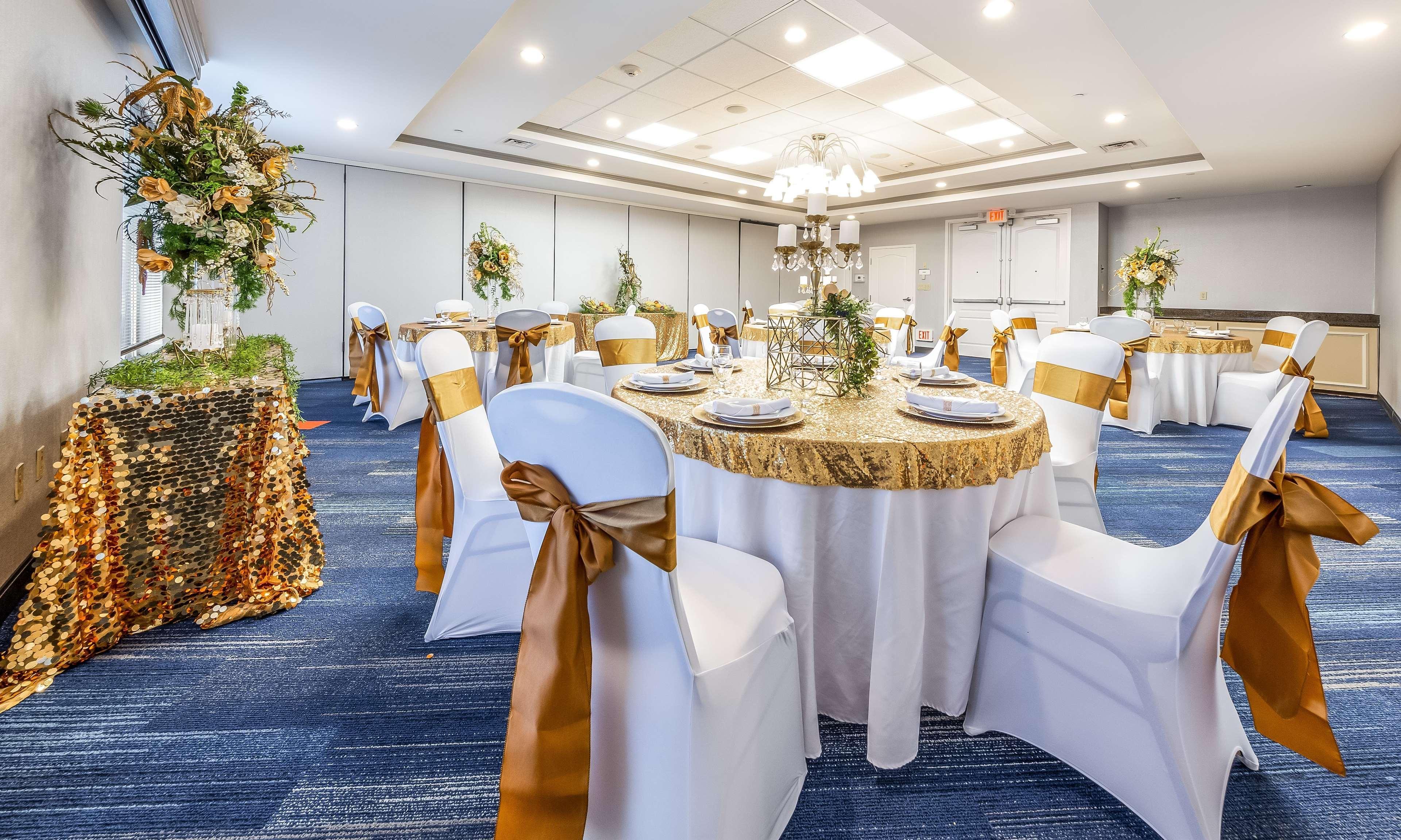 Hilton Garden Inn Бомонт Екстер'єр фото